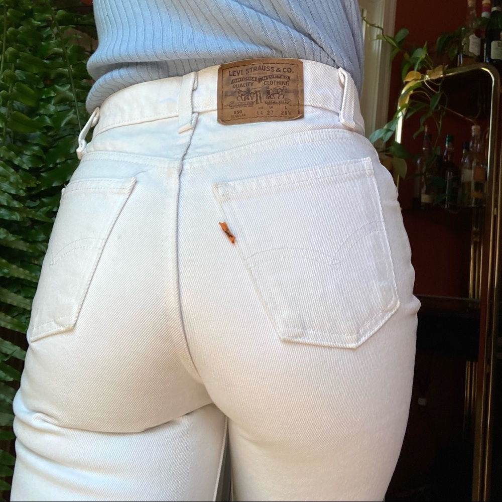 Yellow Tag Levi’s